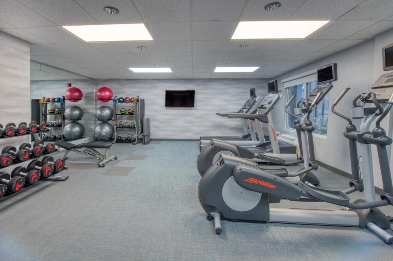 Fairfield Inn & Suites Raleigh Crabtree Valley Екстер'єр фото