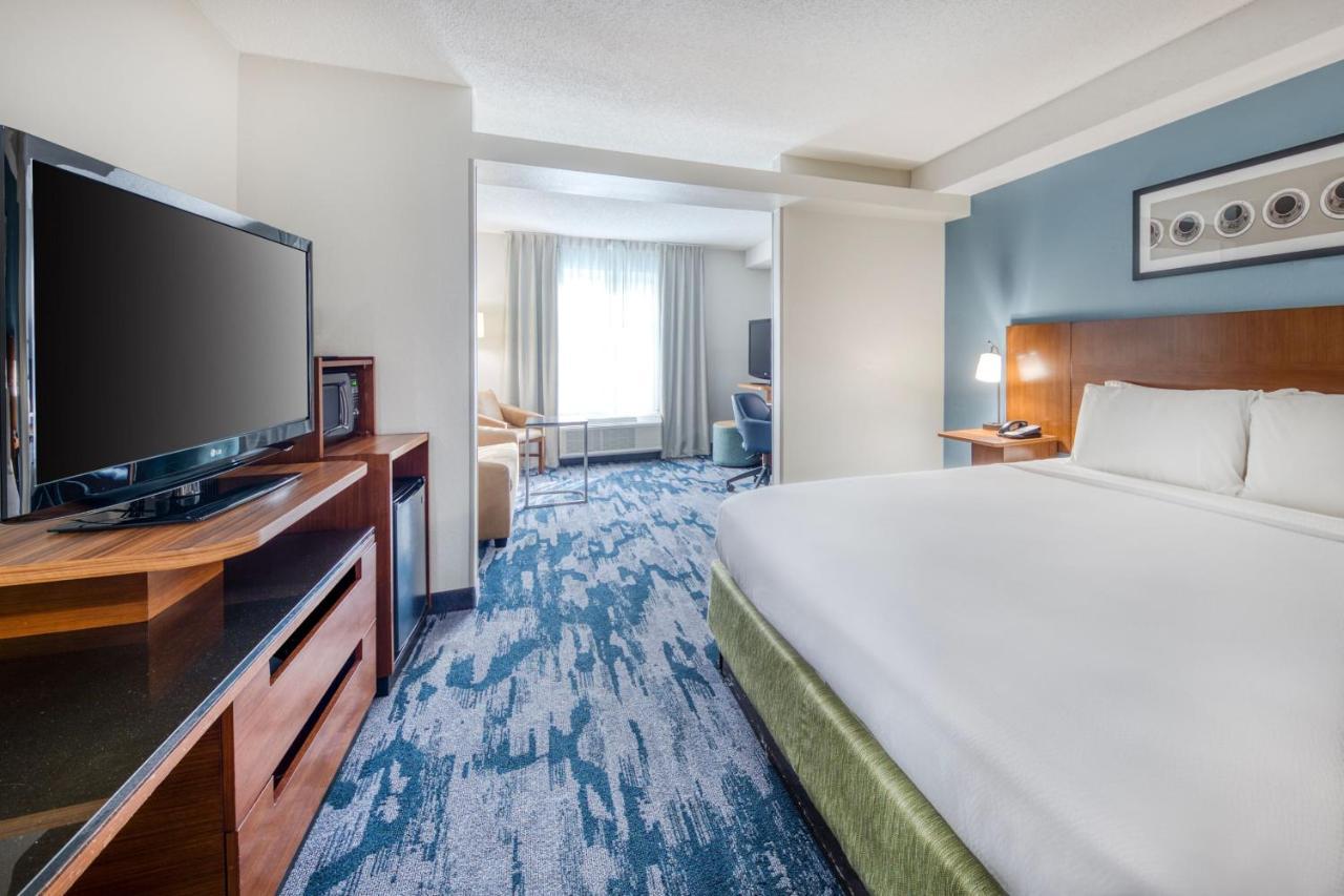 Fairfield Inn & Suites Raleigh Crabtree Valley Екстер'єр фото