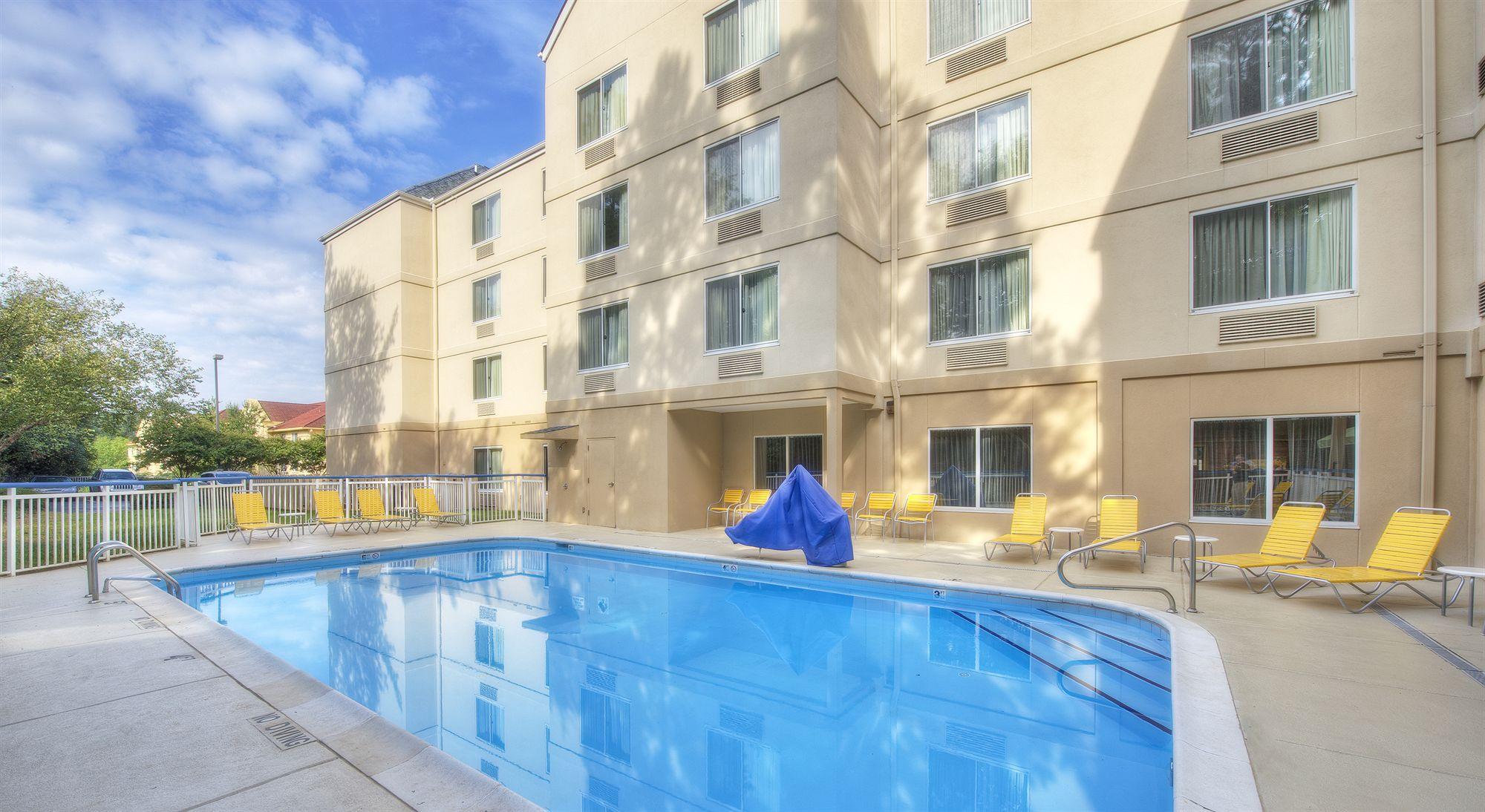 Fairfield Inn & Suites Raleigh Crabtree Valley Екстер'єр фото