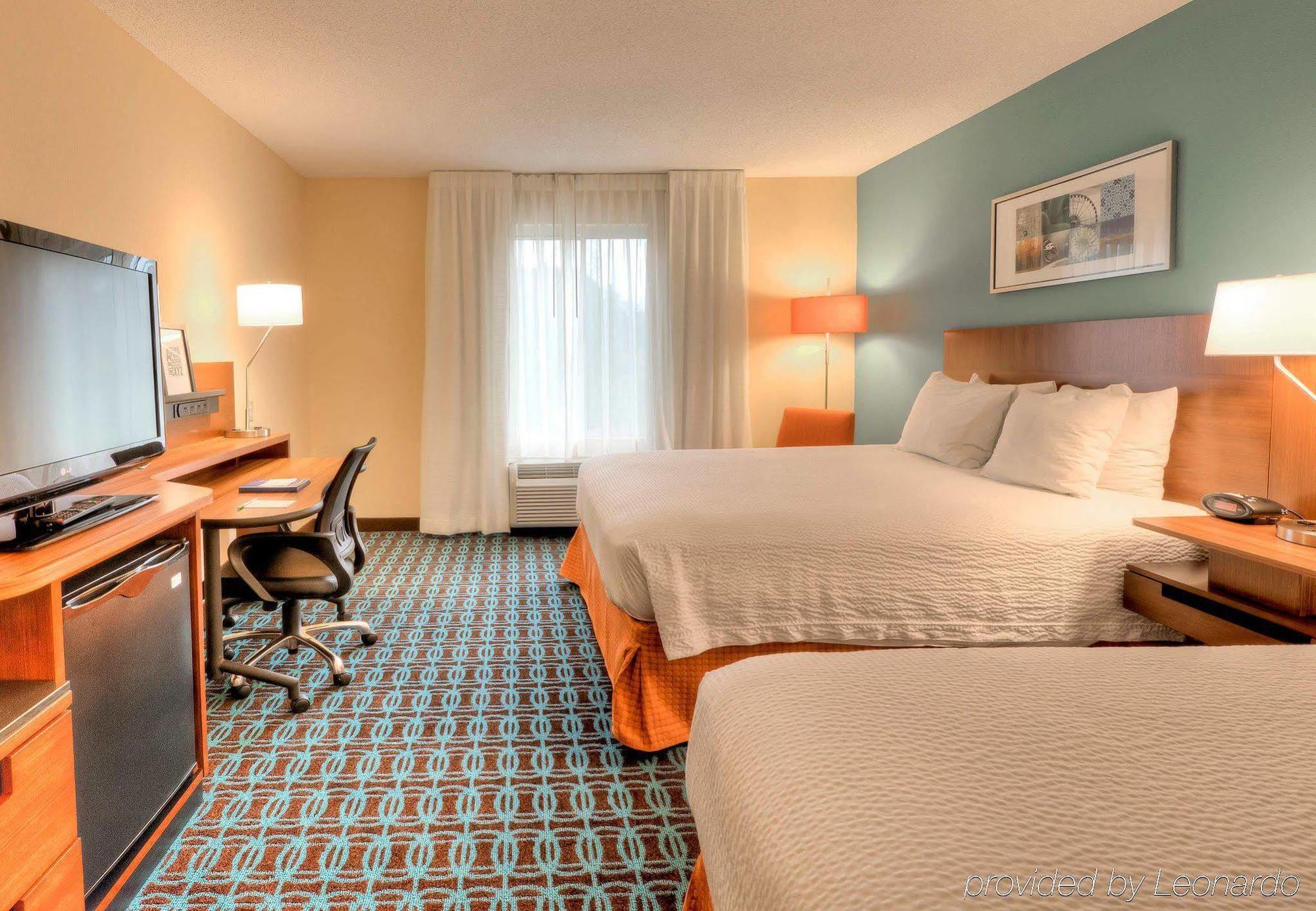 Fairfield Inn & Suites Raleigh Crabtree Valley Екстер'єр фото