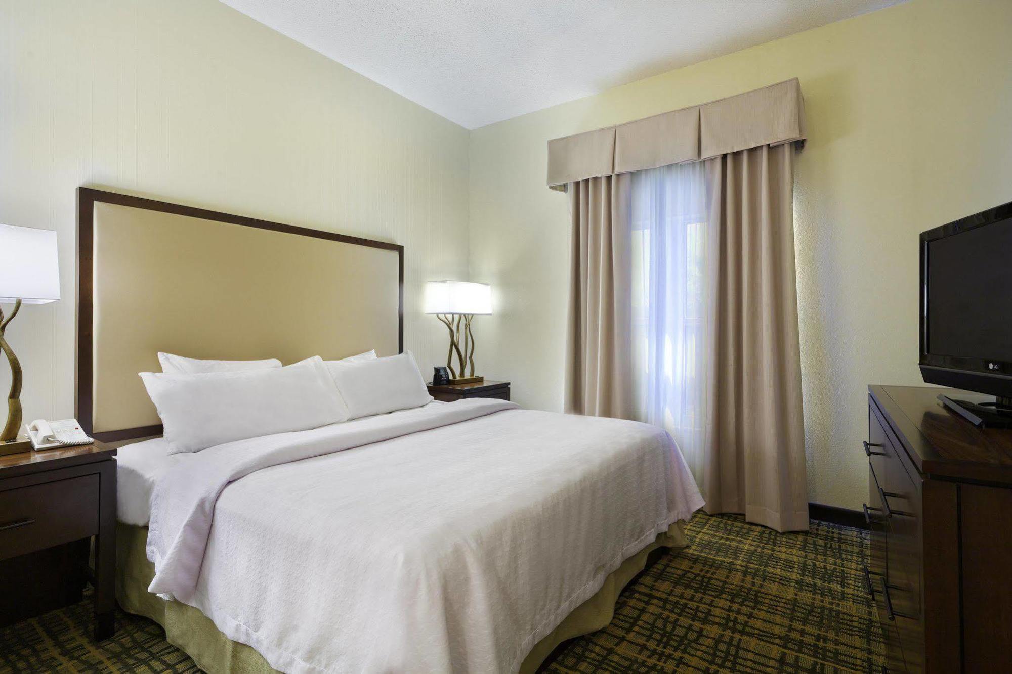Fairfield Inn & Suites Raleigh Crabtree Valley Екстер'єр фото