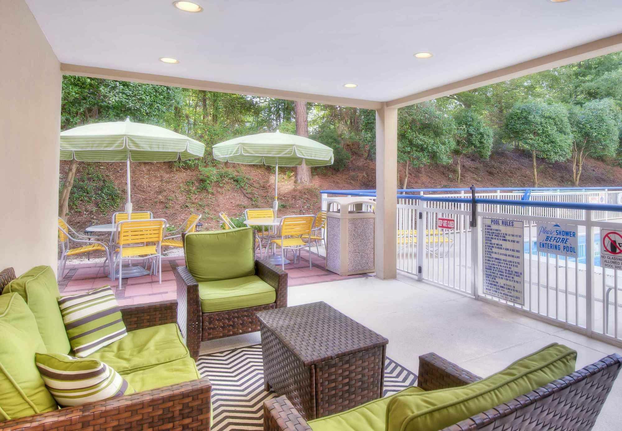Fairfield Inn & Suites Raleigh Crabtree Valley Екстер'єр фото