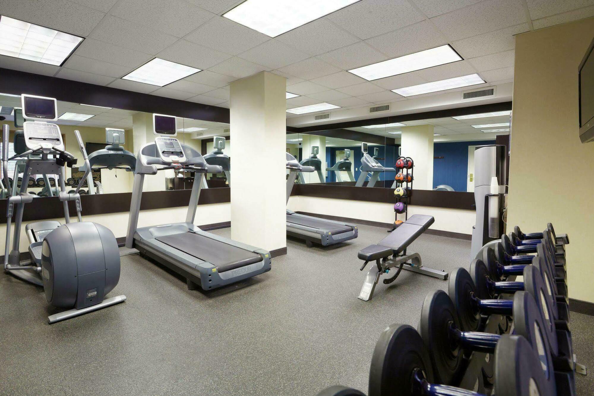 Fairfield Inn & Suites Raleigh Crabtree Valley Екстер'єр фото